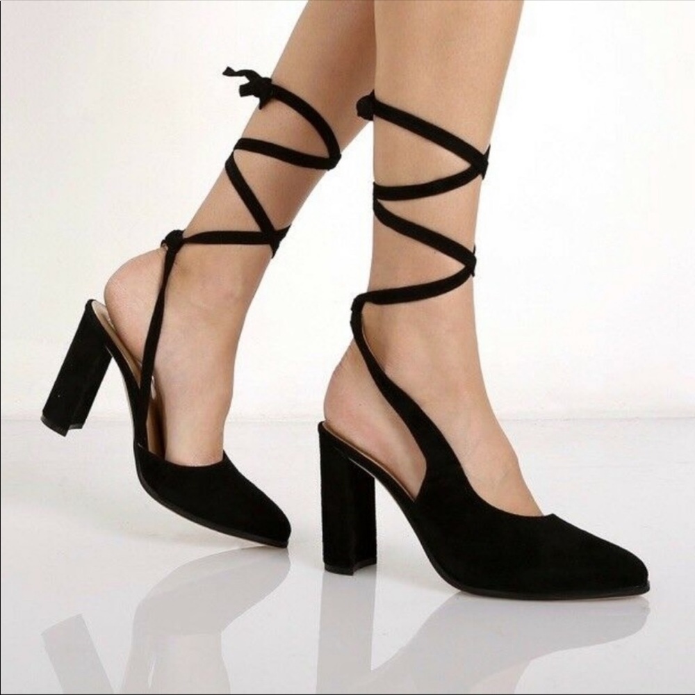 RAYE Ives pump, black wrap up ankle straps